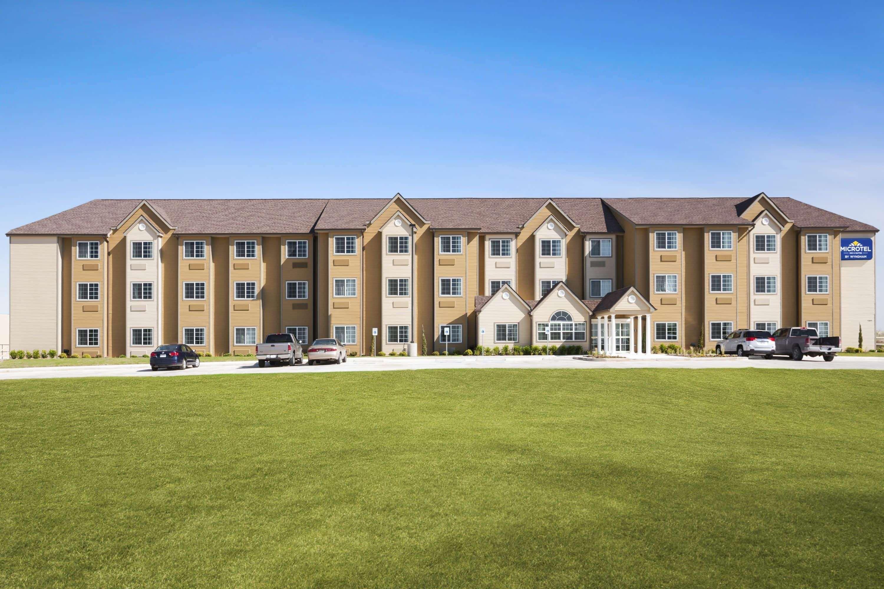 Microtel Inn & Suites Pleasanton Buitenkant foto
